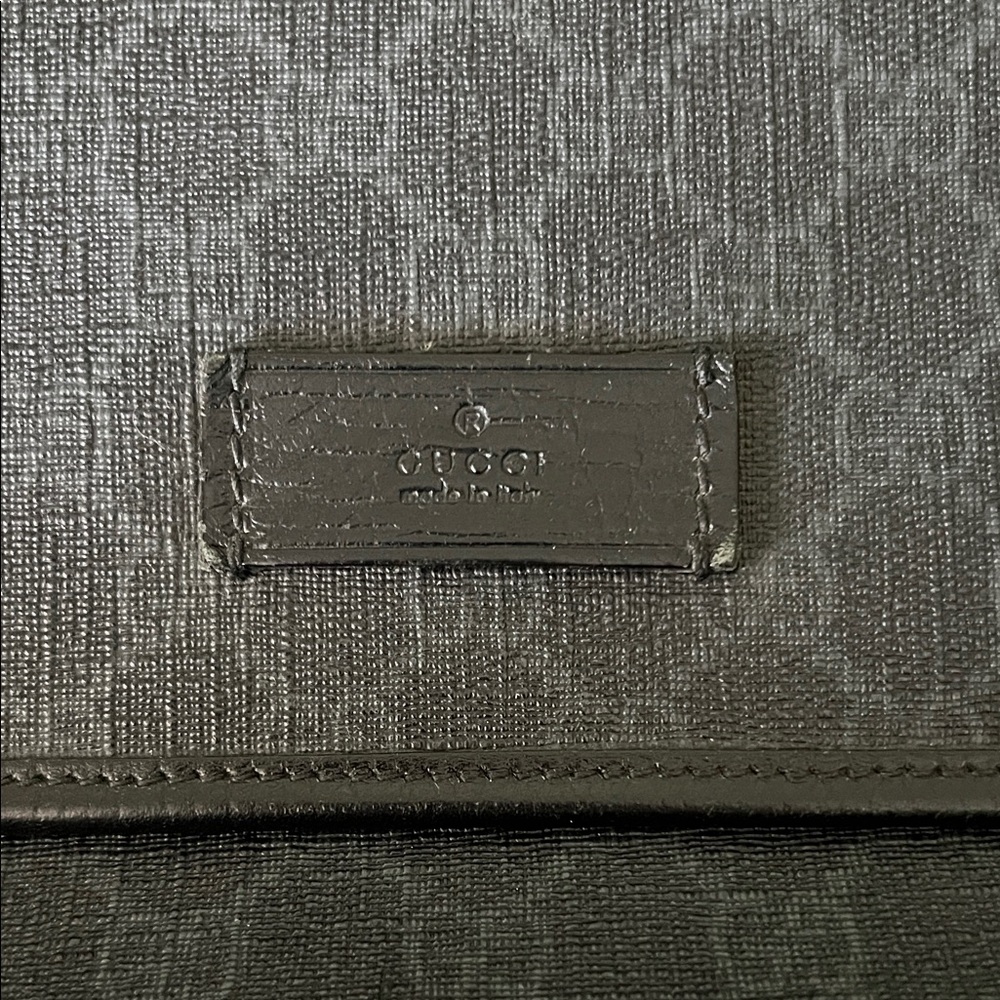 Gucci Dark Gray Monogram Messenger Bag - Picture 4 of 12